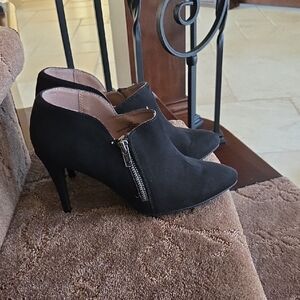 Massimo Black Ankle Booties with Zipper